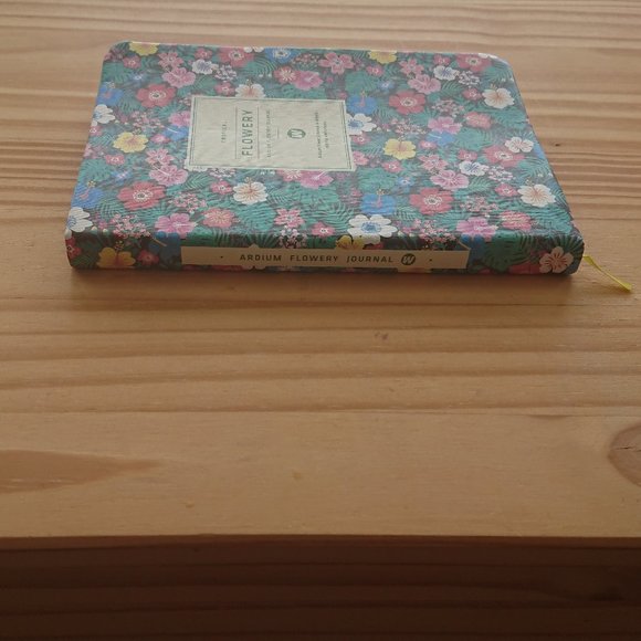 ARDIUM FLOWERY JOURNAL - Picture 9 of 10
